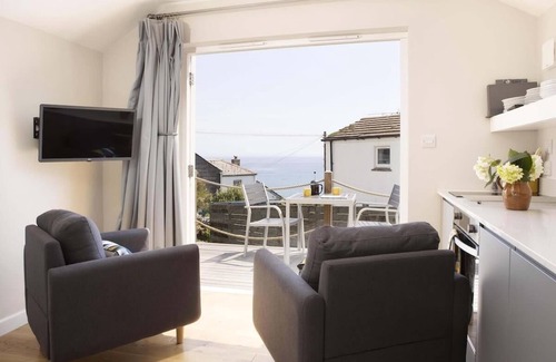Gorran Haven Cabaña | Cottage & Boatshed in Gorran Haven, Private Parking