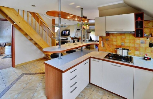 Malechowo Casa | Casa junto al lago Ostrowieckie con playa privada