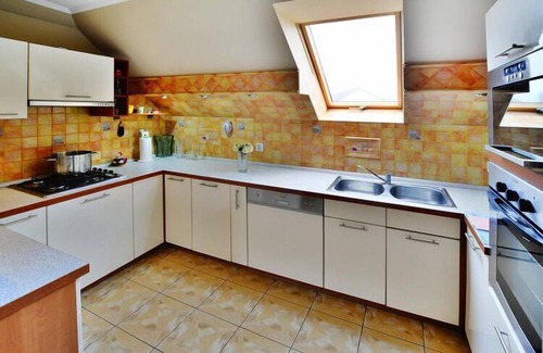 Malechowo Casa | Casa junto al lago Ostrowieckie con playa privada