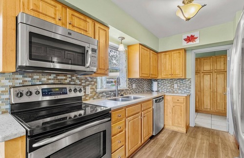 Madeira Beach Cabaña | Cottage by the Beach