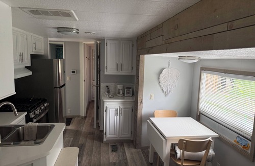 Swansea Point Cabaña | Cottage by the Lake
