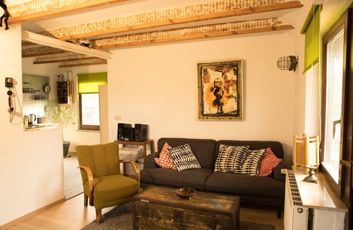 Godern Casa | --- Cabaña junto al lago ---