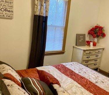 Ames Apartamento | Cottage by the park