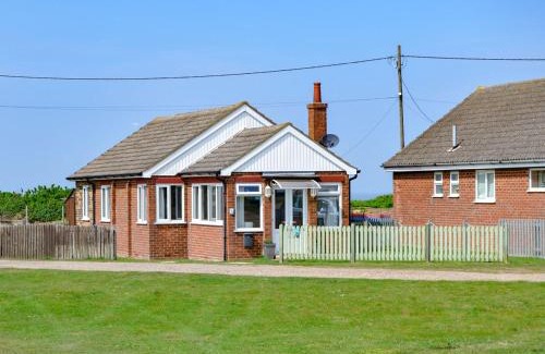 Bacton Casa | Cottage By The Sea