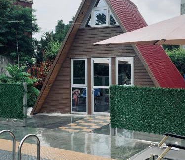 Kobuleti Chalet De Esquí | Cottage by the sea