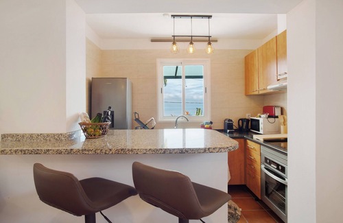 Santo Antonio Apartamento | Casita de campo 'Capelos' con vistas al mar, jardín privado y Wi-Fi