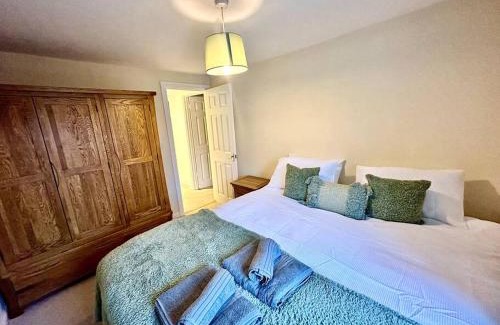 Blaenavon Casa | Cottage,Cinema Room,Log Burner