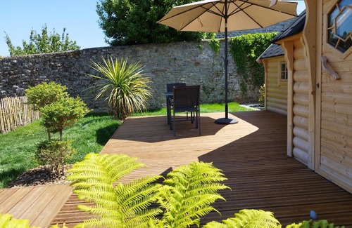 Avranches Casa | Cottage climatisé avec baignoire SPA 2 personnes