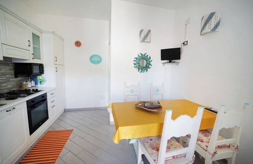 Olbia Cabaña | Cottage del Sole with veranda 150mt from the sea