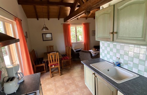 Doissat Cabaña | Gîte-Villa-Baño con bañera-Vista al campo-Emeraude