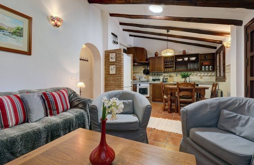 Cortes de la Frontera Cabaña | Casita de campo 'Finca del Río' con vistas a la montaña, piscina y Wi-Fi