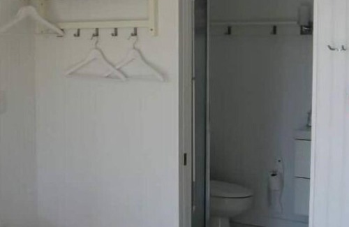Falmouth Cabaña | Cottage facing fresh water pond