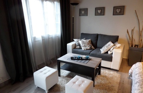 Pujols-sur-Ciron Casa | Casa rural para 2 personas, en un parque.