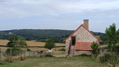 Dettey Otro | Cottage