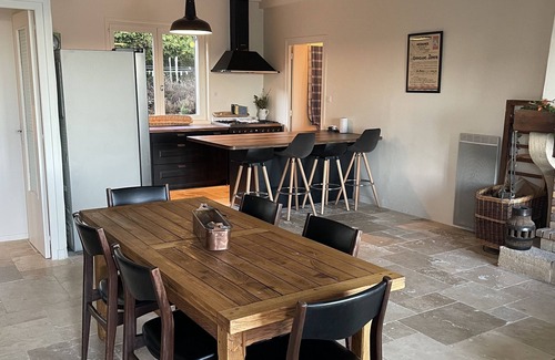 Saint-Nizier-d'Azergues Casa | Cottage Chaleureux Avec Piscine Chauffée au Coeur du Beaujolais Vert