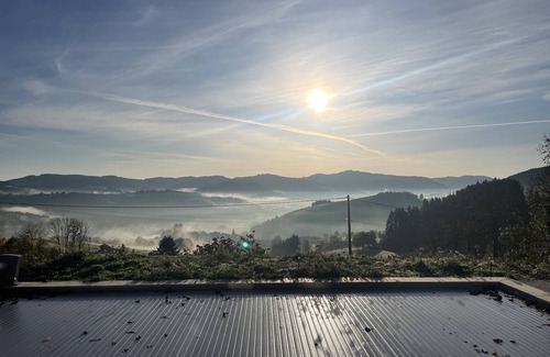 Saint-Nizier-d'Azergues Casa | Cottage Chaleureux Avec Piscine Chauffée au Coeur du Beaujolais Vert