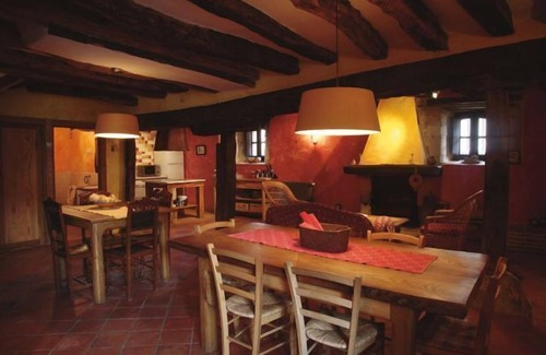 Ahedo del Butron Cabaña | Casa rural (alquiler íntegro) Dondevilla I para 10 +3 personas