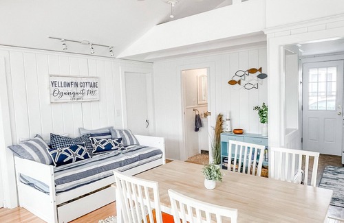 Ogunquit Cabaña | Cottage Getaway - Walk to Beach & Downtown Sleep 7