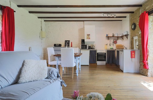 Plounerin Casa | Casita de campo 'Gîte - Ty Morgane' con piscina compartida, jardín compartido y Wi-Fi