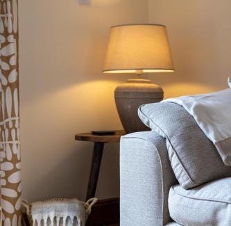 Hinckley Casa | Cottage in Central Burbage Leicestershire