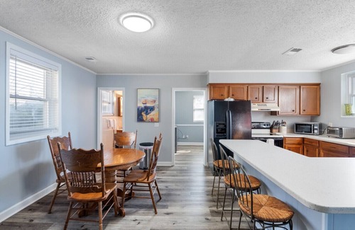 Chapin Casa | Cottage in Chapin with a view of the Twin Islands