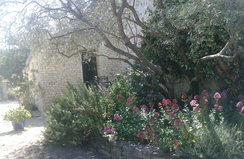 L'Isle-sur-la-Sorgue Cabaña | Gite L'Isle sur la Sorgue, San Antonio barrio, Clim y piscina, ropa de siempre