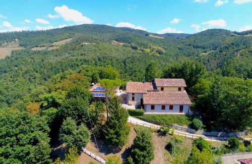 Apecchio Casa | Cottage in Marche near Ski Slopes
