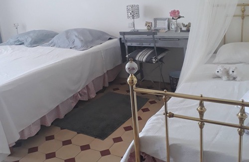 Capestang Casa | casa de campo en viñedo viejo