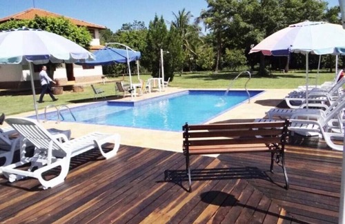 Barao de Antonina Casa | Casa rural en la presa de Chavantes, con playa, piscina, rampa para botes, isla