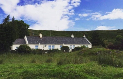 Lochwinnoch Cabaña | Cottage in the Glen - Breathtaking secluded Cottage with Hot Tub