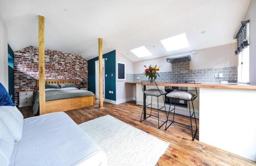 Woodchurch Casa | Cottage in the heart of award-winning English village