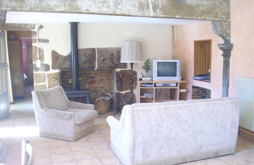 Plasne Otro | Casa rural en el corazón de una granja en el Jura, con 2 dormitorios