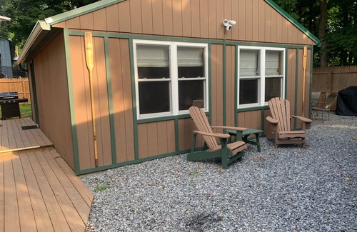 Bolton Landing Cabaña | Cottage in the heart of Bolton, Lake George