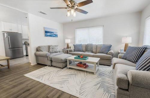 Dauphin Island Casa | Cottage in the Village