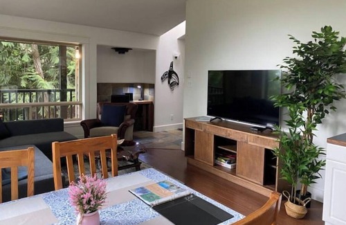 Regional District of Nanaimo Cabaña | Cottage in the Woods - Qualicum Beach