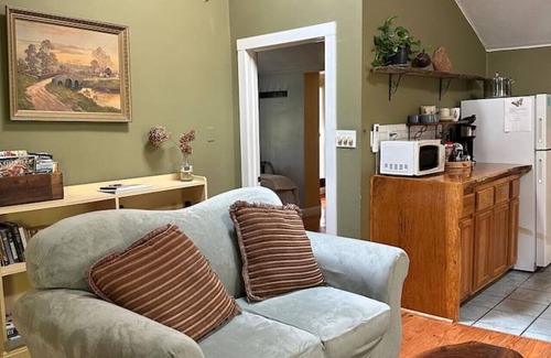 Fairview Cabaña | Cottage in the Woods near Asheville. Pets allowed