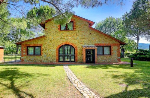 Terranuova Bracciolini Cabaña | Casa de campo panorámica situada en la montaña de Patromagno