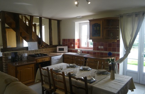 Hesdin-l'Abbe Cabaña | Cottage "La Grange" 8 personas ubicadas en una granja de caballos
