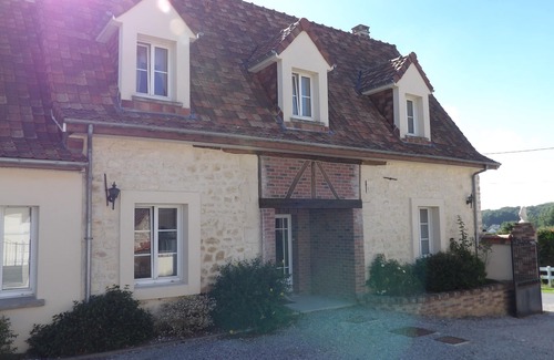Hesdin-l'Abbe Cabaña | Cottage "La Grange" 8 personas ubicadas en una granja de caballos