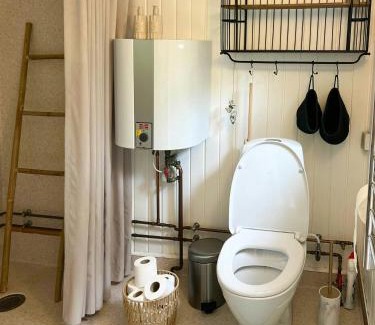 Hoensinge Casa | Cottage Near Beach Perfect For Families