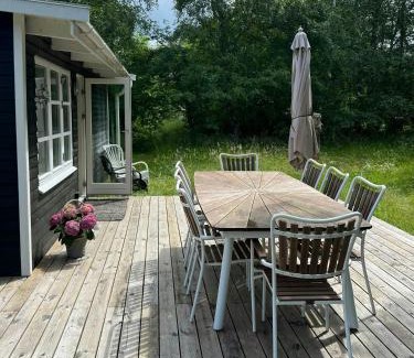Hoensinge Casa | Cottage Near Beach Perfect For Families