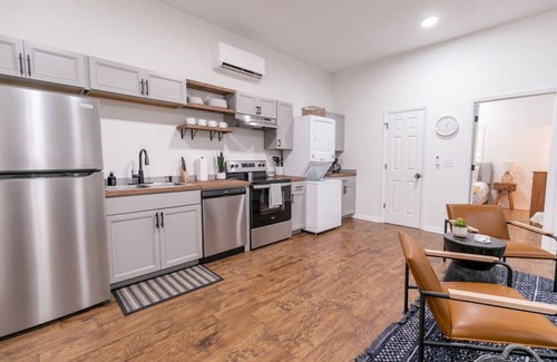 Columbia Casa | Cottage Near Downtown Columbia!