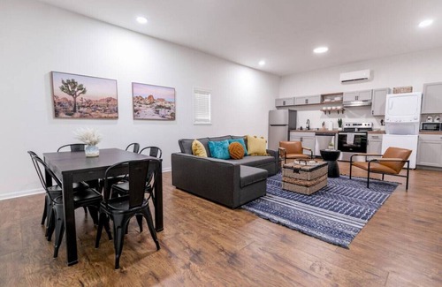Columbia Casa | Cottage Near Downtown Columbia!