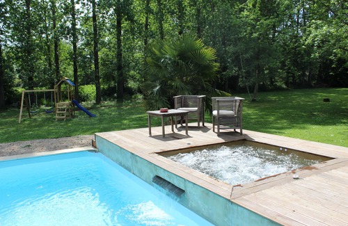 Daglan Cabaña | Cabaña cerca de Sarlat - piscina 14 / 7m y su parque con sombra y jacuzzi de 5000m