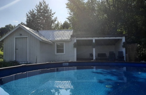 Orford Casa | Cottage next to National Park, lakes, ski resort and so much more!