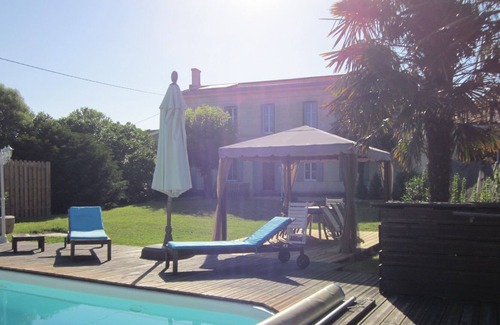 Moulis-en-Medoc Casa | Cottage a partir de 1853 ideal para familias y / o amantes del vino