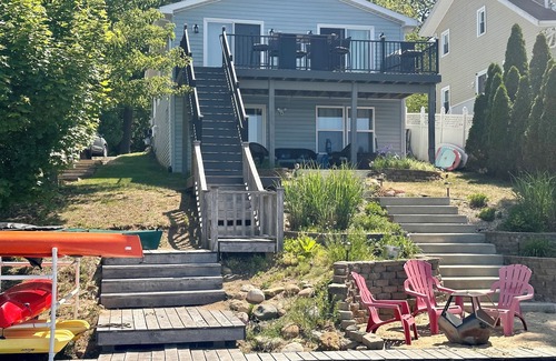 Kalamazoo Casa | Cottage of "Zoo"topia on Eagle Lake