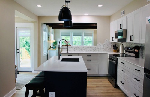 Falmouth Casa | Cottage on a Babbling Brook in Historic Falmouth Virginia
