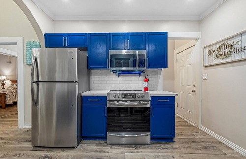 Galveston Casa | Cottage On Ave O 2 Bedroom Home