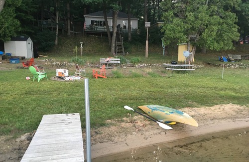 Free Soil Casa | Cottage on Gun Lake near Ludington and Manistee